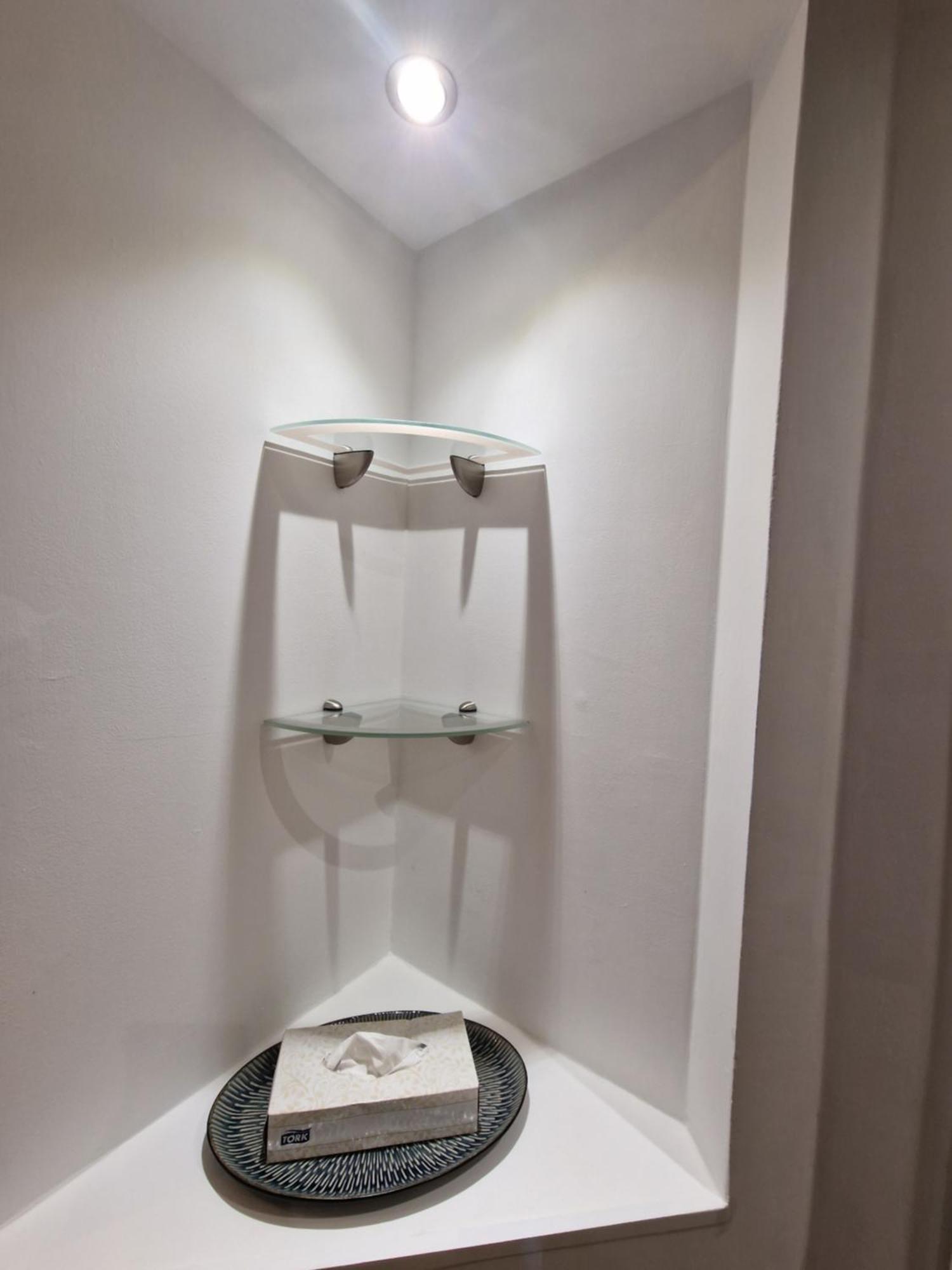 Close To With Free Parking And Free Wifi Apartment *